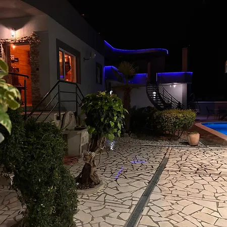 - Rozic Villa Mostar