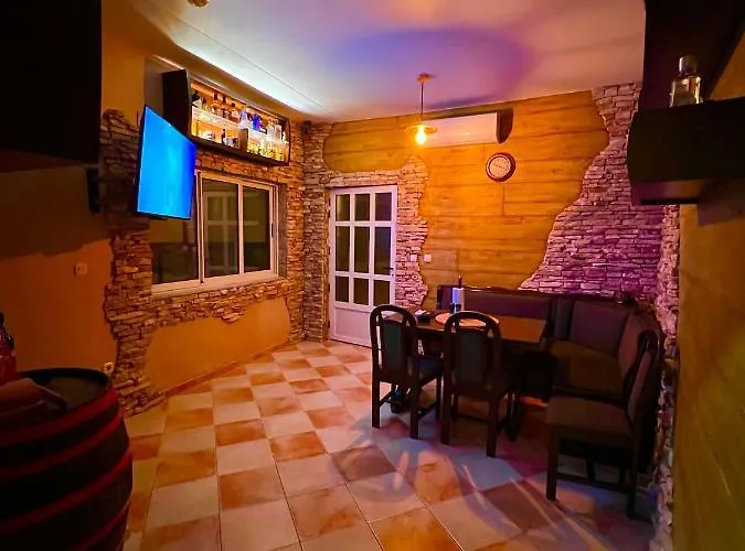 - Rozic Villa Mostar