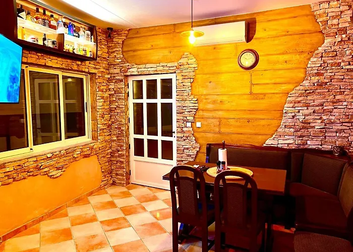 - Rozic Villa Mostar