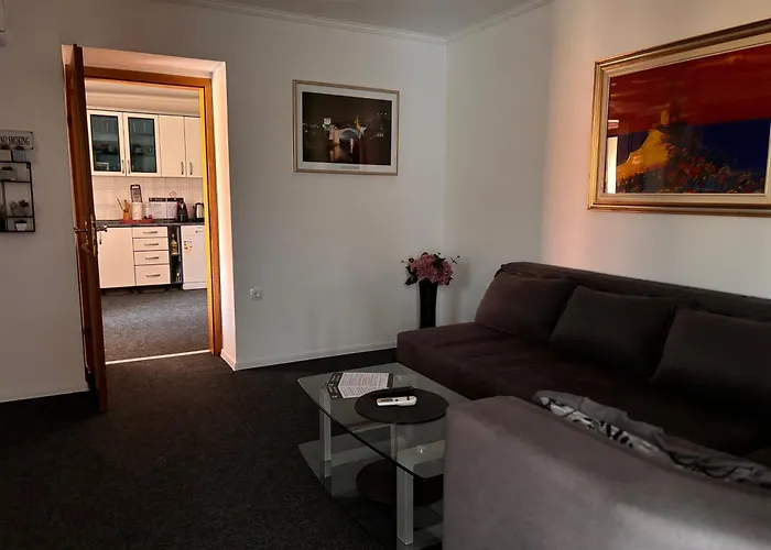 - Rozic Villa Mostar