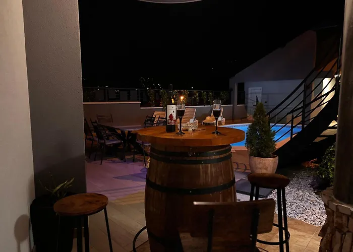 - Rozic Villa Mostar